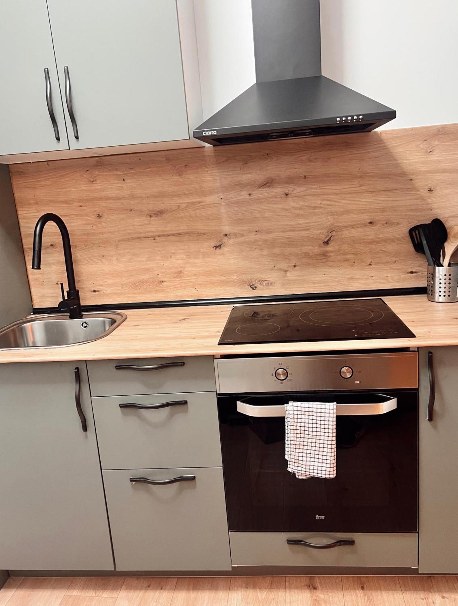 Ferrymill House - Apartamento Turistico Castro Urdiales Eksteriør billede